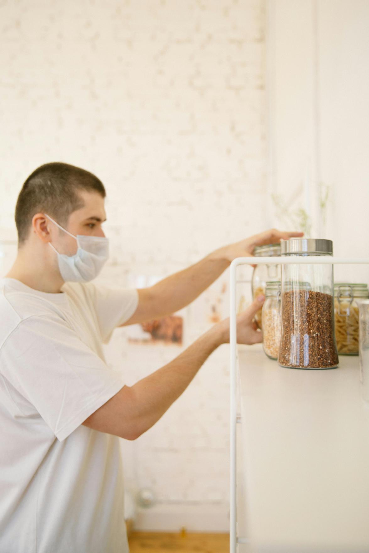 Cultive um Lar Saudável: Dicas de Organização e Prevenção de Pragas para um Ambiente Limpo e Seguro