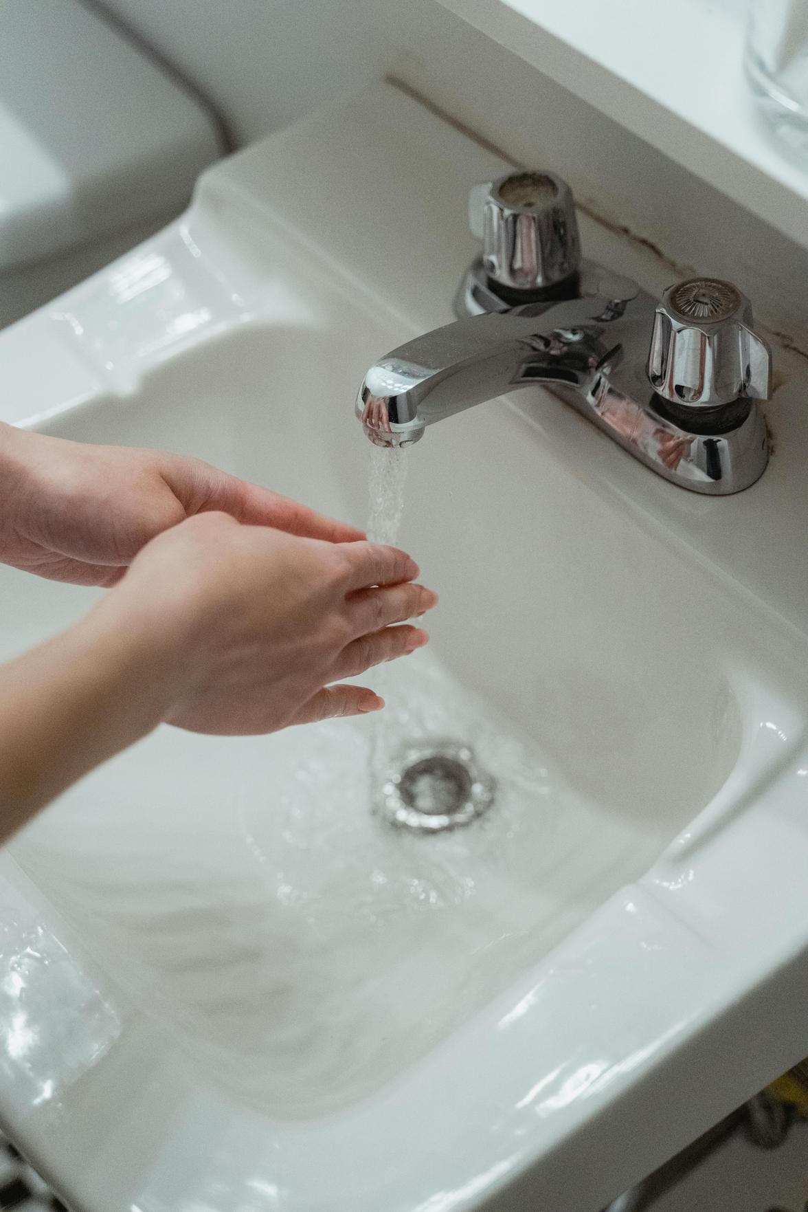 Dicas Essenciais para Identificar e Consertar Vazamentos em Casa